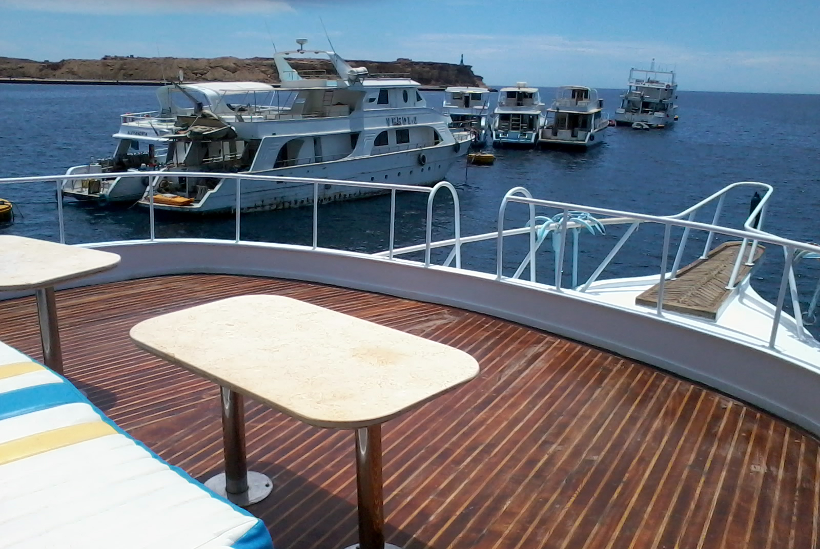 Twin Cabin on M/Y Donia Motor Yacht in Sharm el Sheikh Egypt